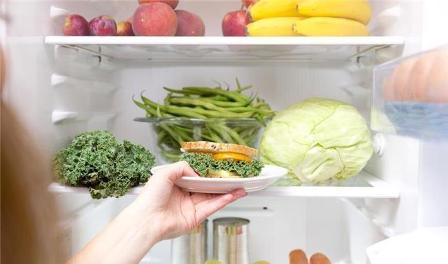 این 10 ماده غذایی را در یخچال نگهداری نکنید